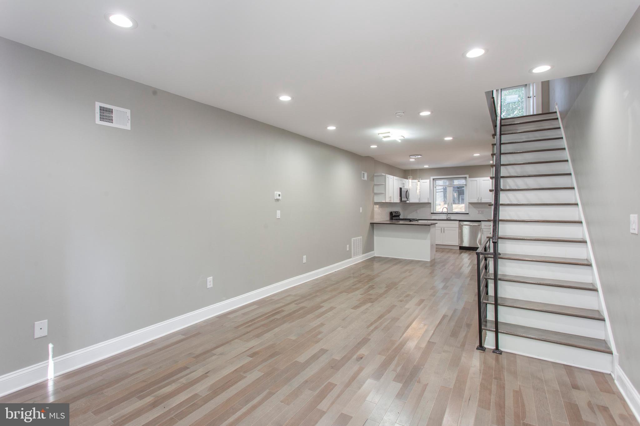 POINT BREEZE - Residential Lease