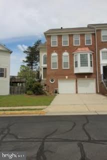 OAK MILL - Residential Lease