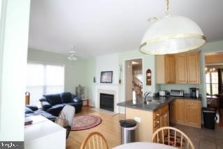 OAK MILL - Residential Lease