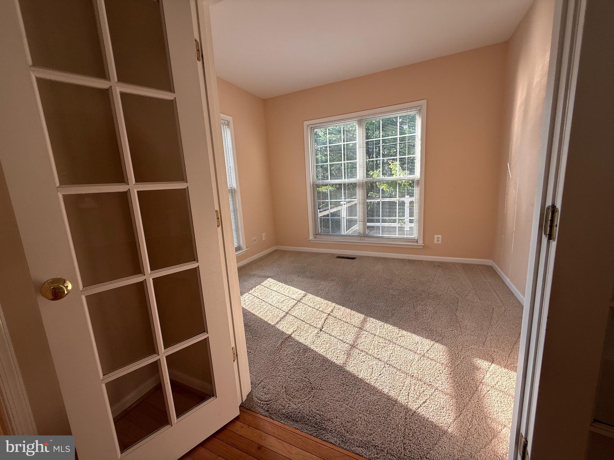 OAK MILL - Residential Lease