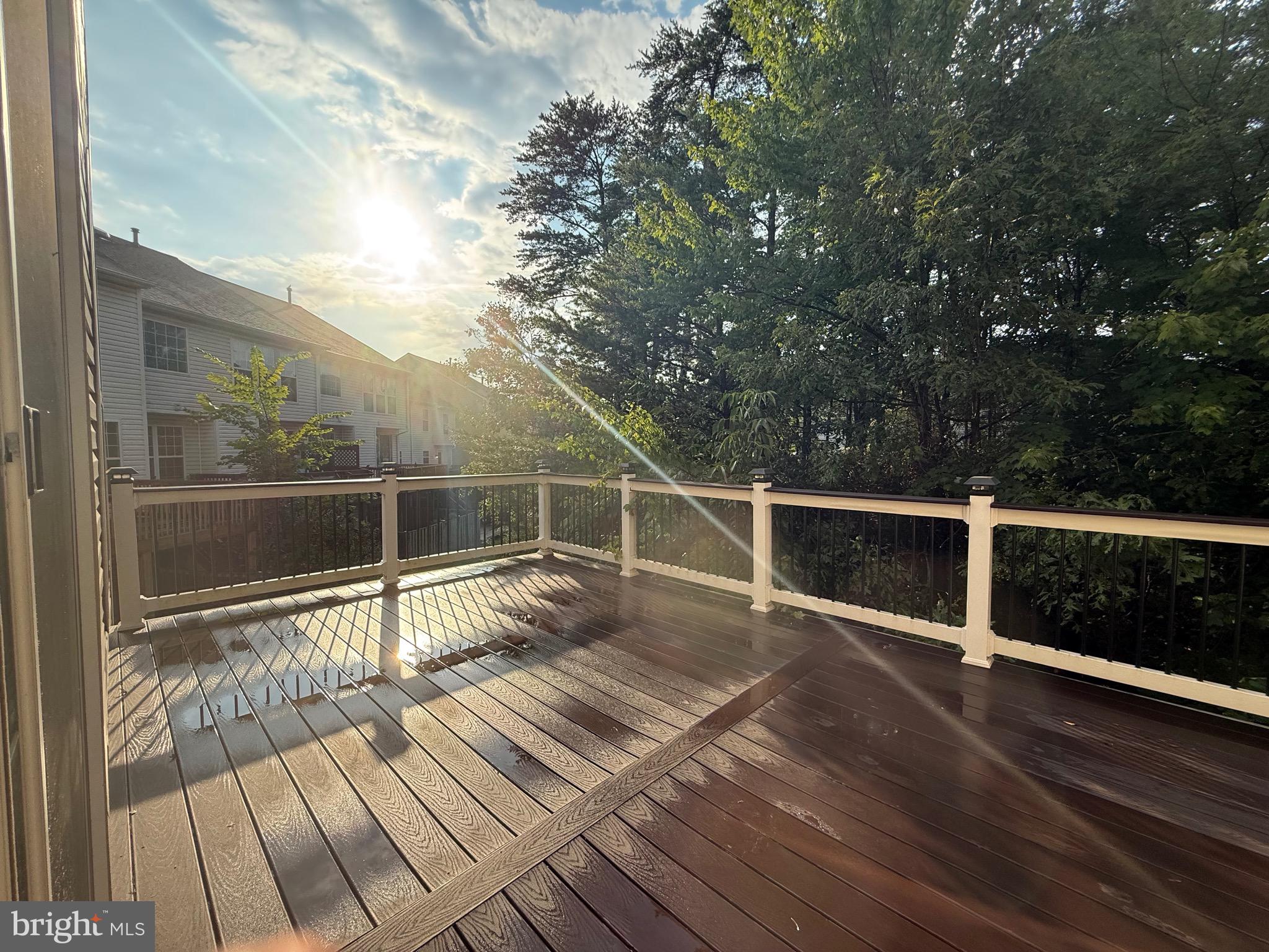 OAK MILL - Residential Lease