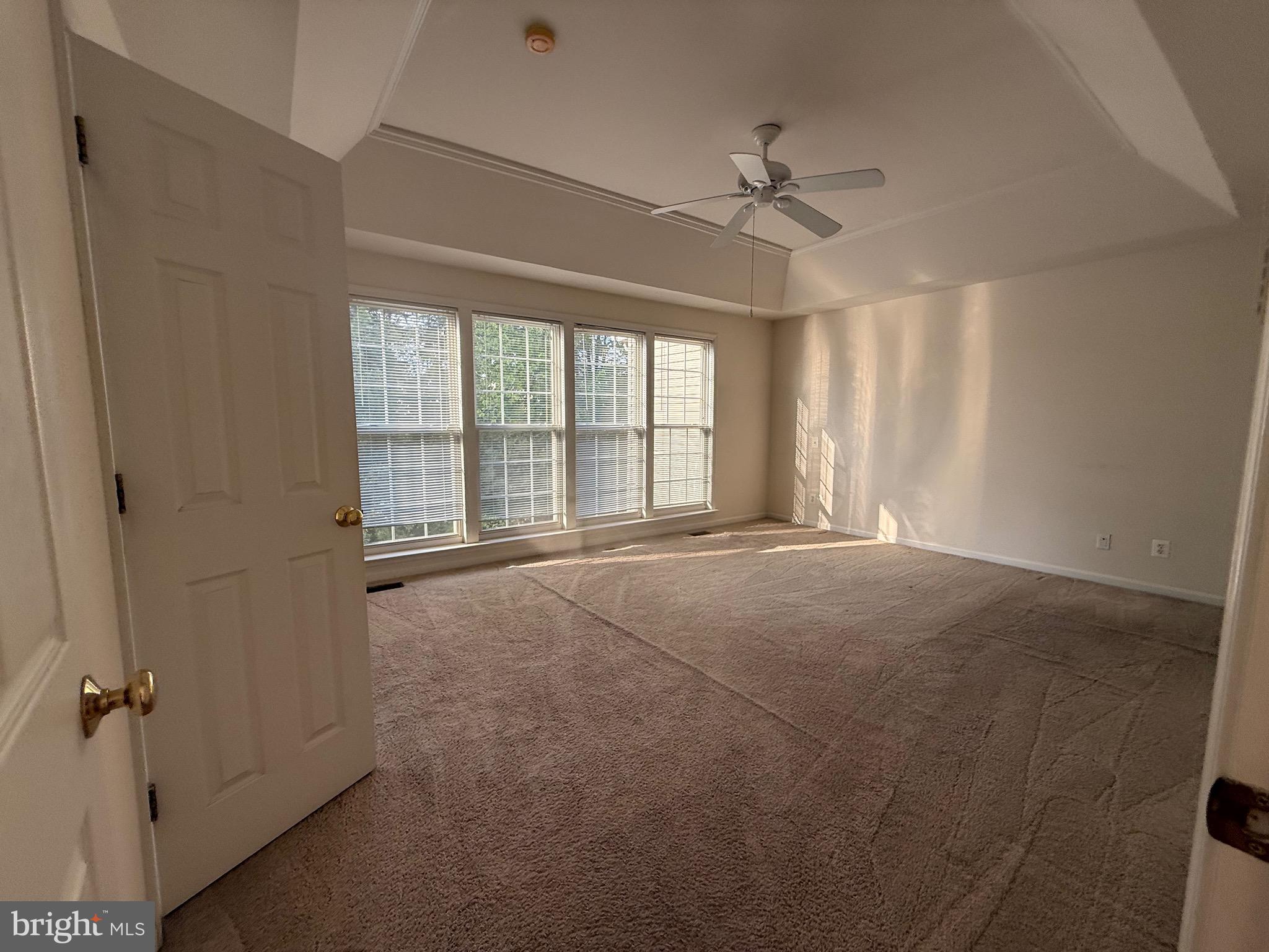 OAK MILL - Residential Lease