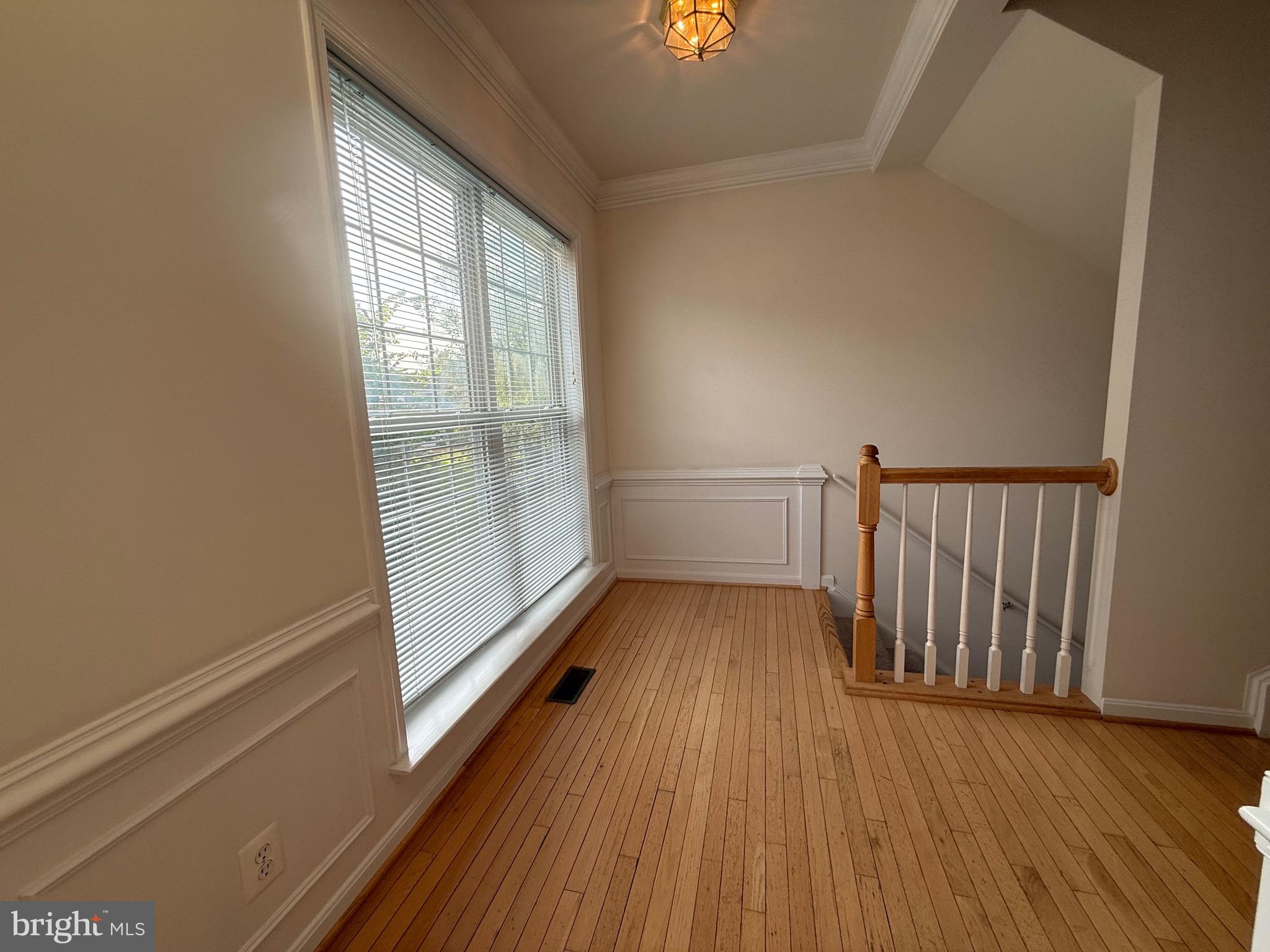 OAK MILL - Residential Lease