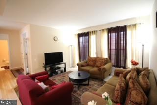 OAK MILL - Residential Lease