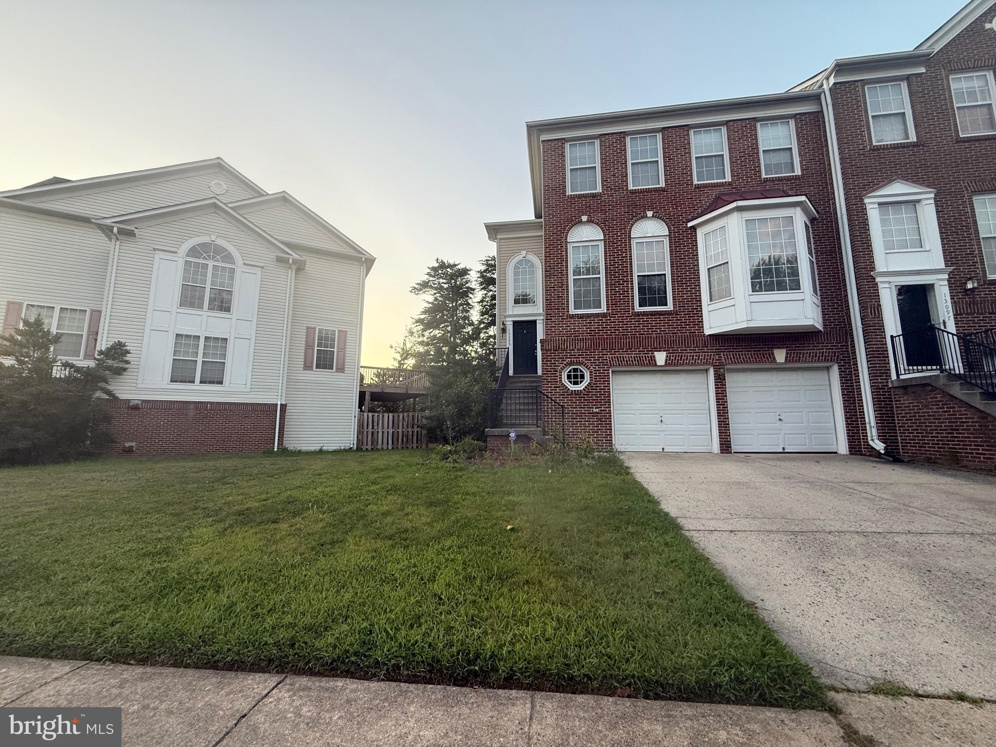 OAK MILL - Residential Lease