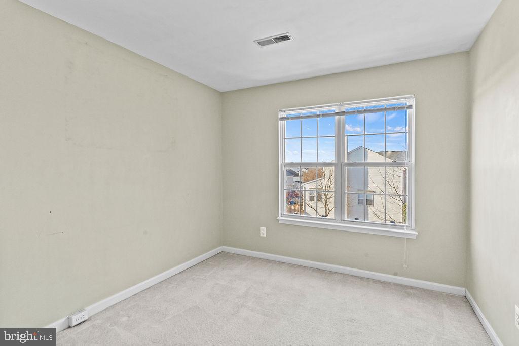 SOUTH RIDING - Residential