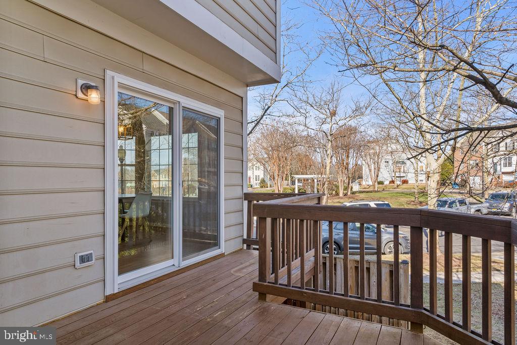 SOUTH RIDING - Residential