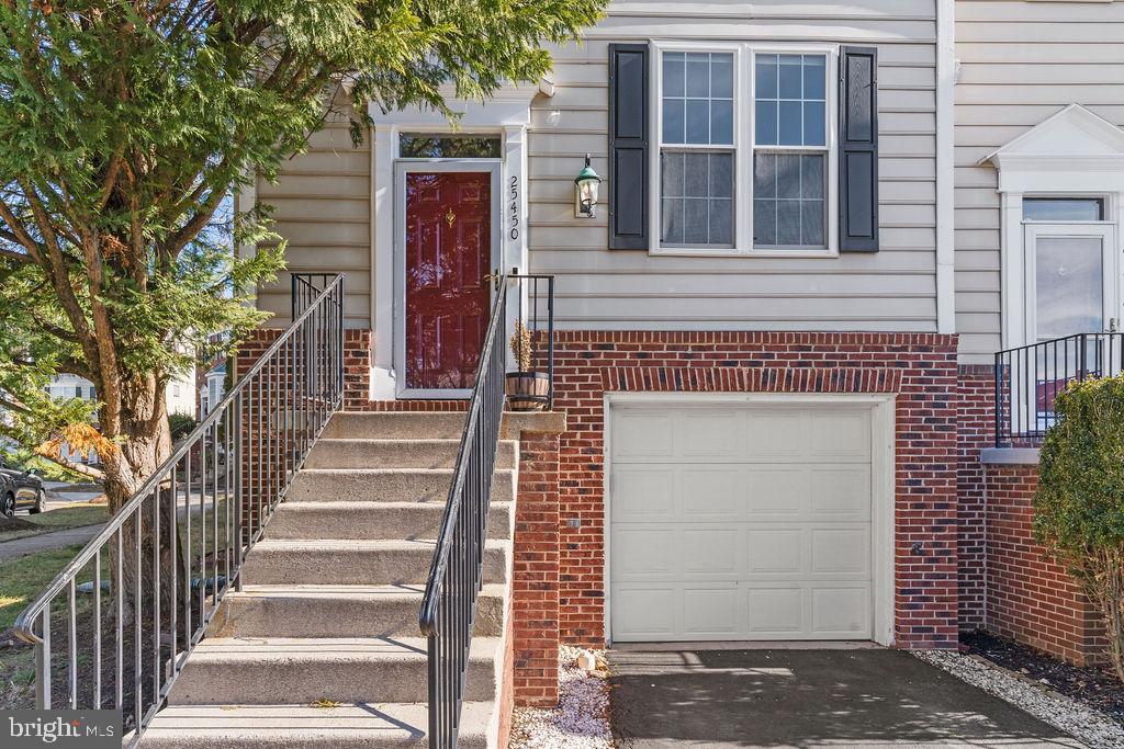 25450 UPPER CLUBHOUSE DRIVE