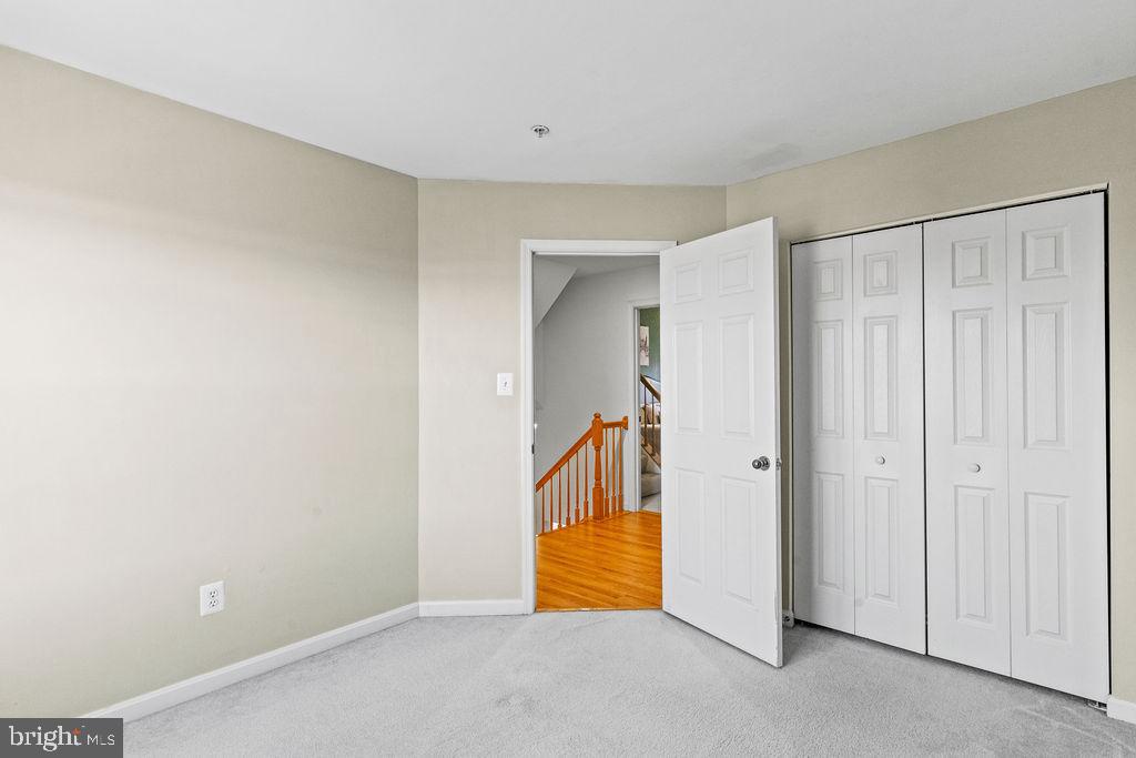 SOUTH RIDING - Residential