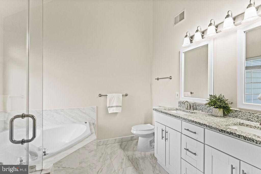 SOUTH RIDING - Residential