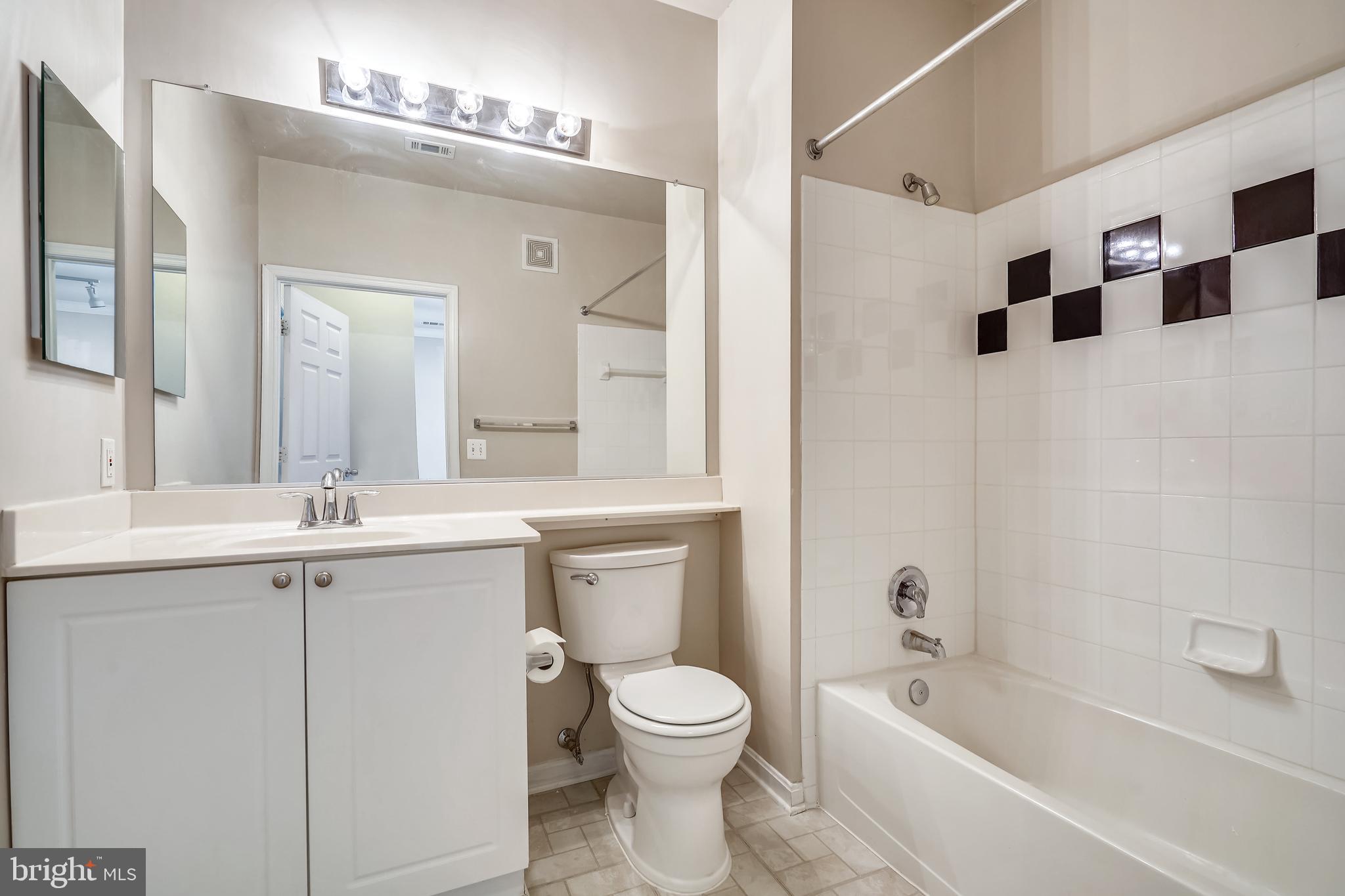 MARQUIS AT VIENNA STATION - Residential Lease