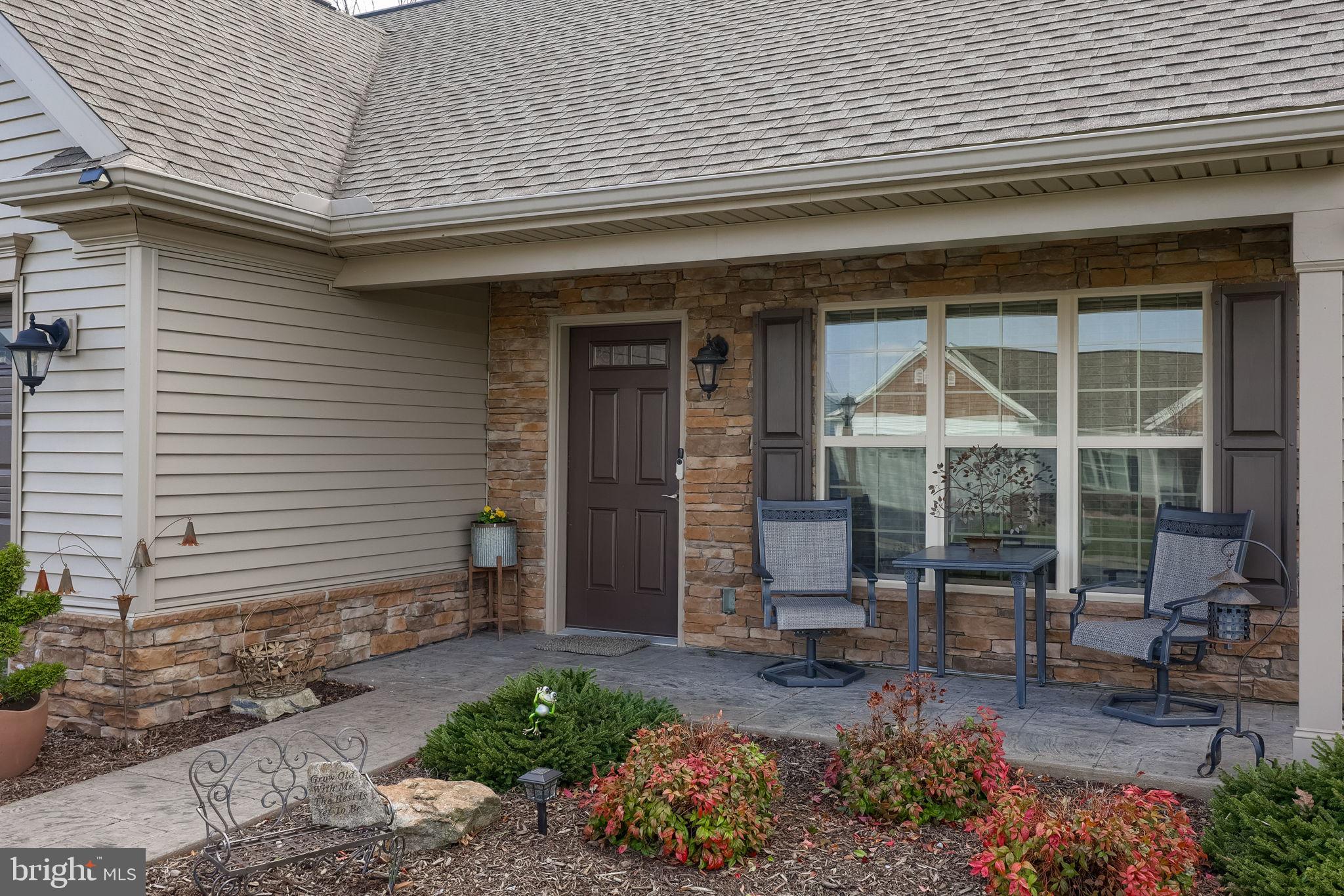 STONECROFT VILLAGE - Residential