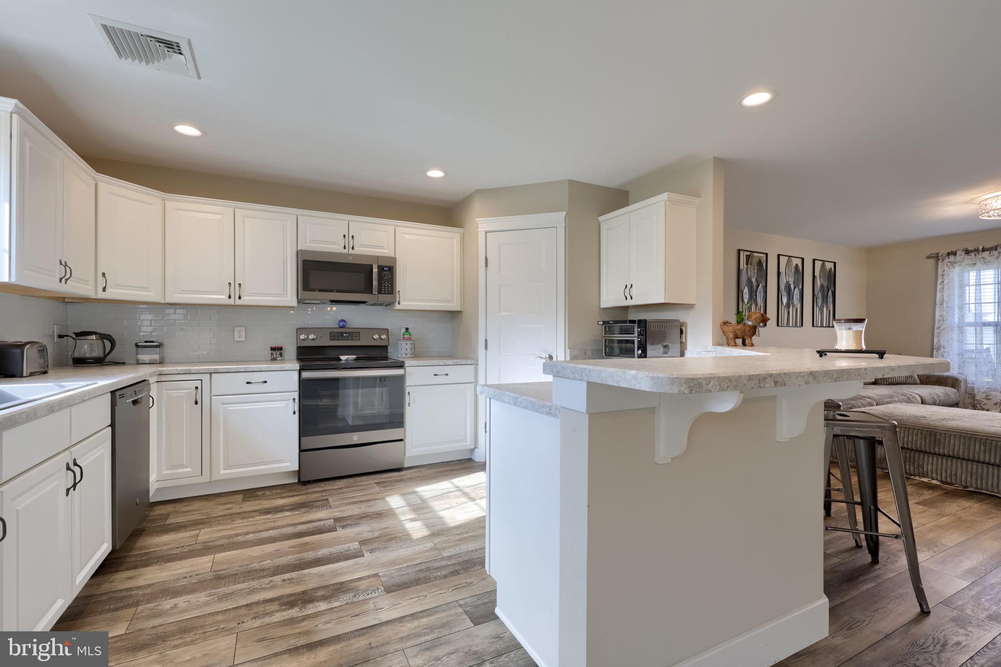 STONECROFT VILLAGE - Residential