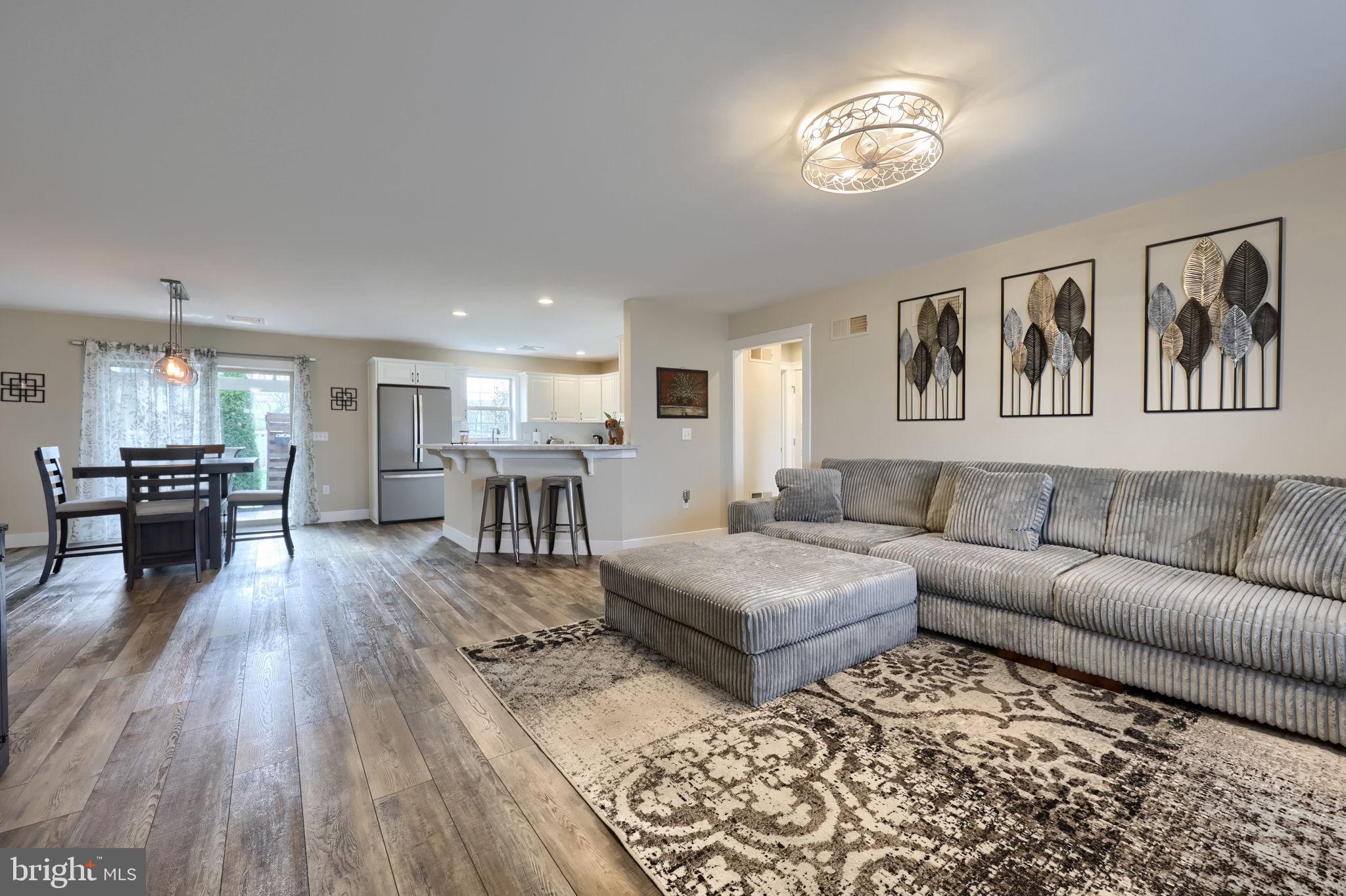 STONECROFT VILLAGE - Residential