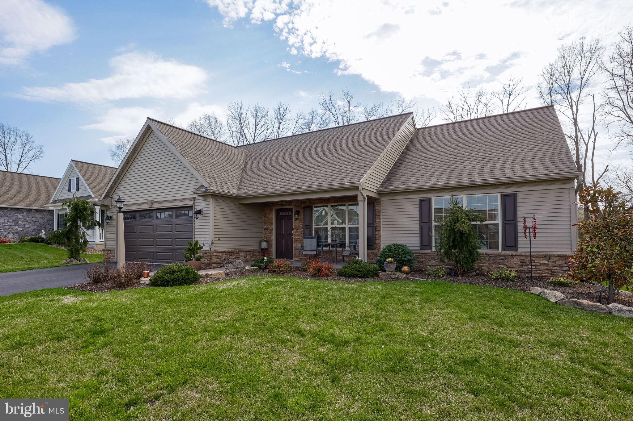 STONECROFT VILLAGE - Residential