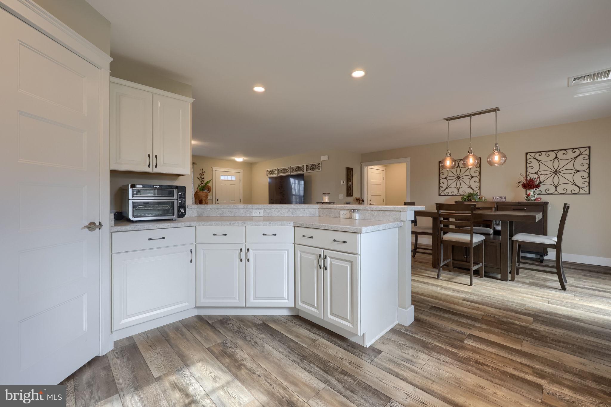 STONECROFT VILLAGE - Residential