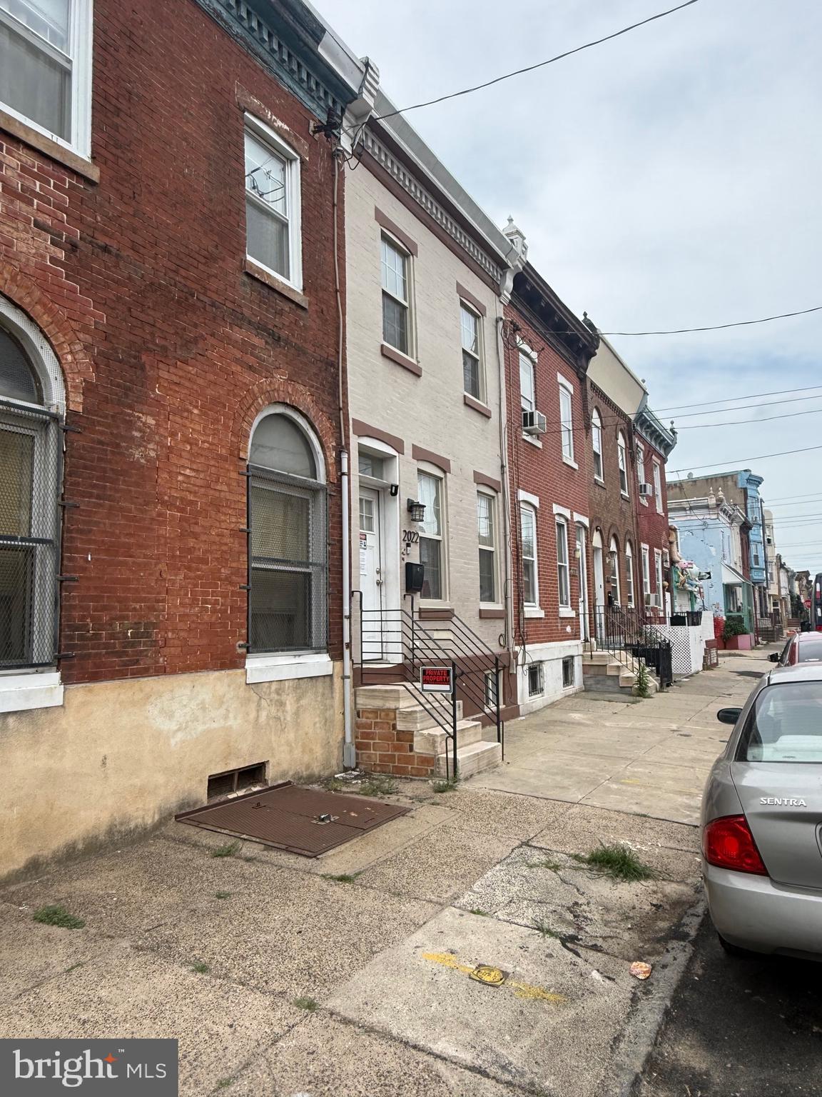 2022 S 5TH STREET