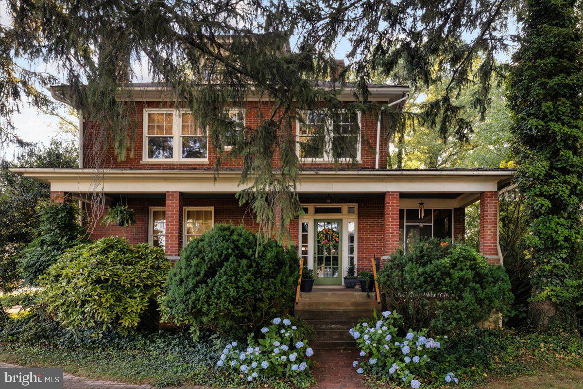 715 VALLEY VIEW AVENUE SW