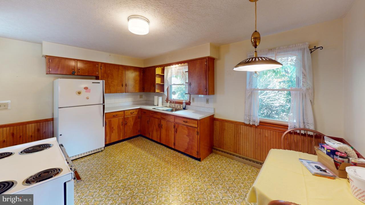 FURNACE ACRES - Residential