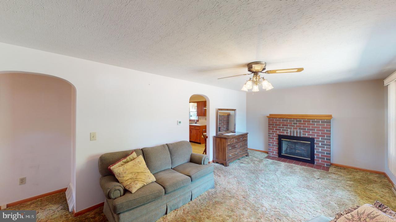 FURNACE ACRES - Residential