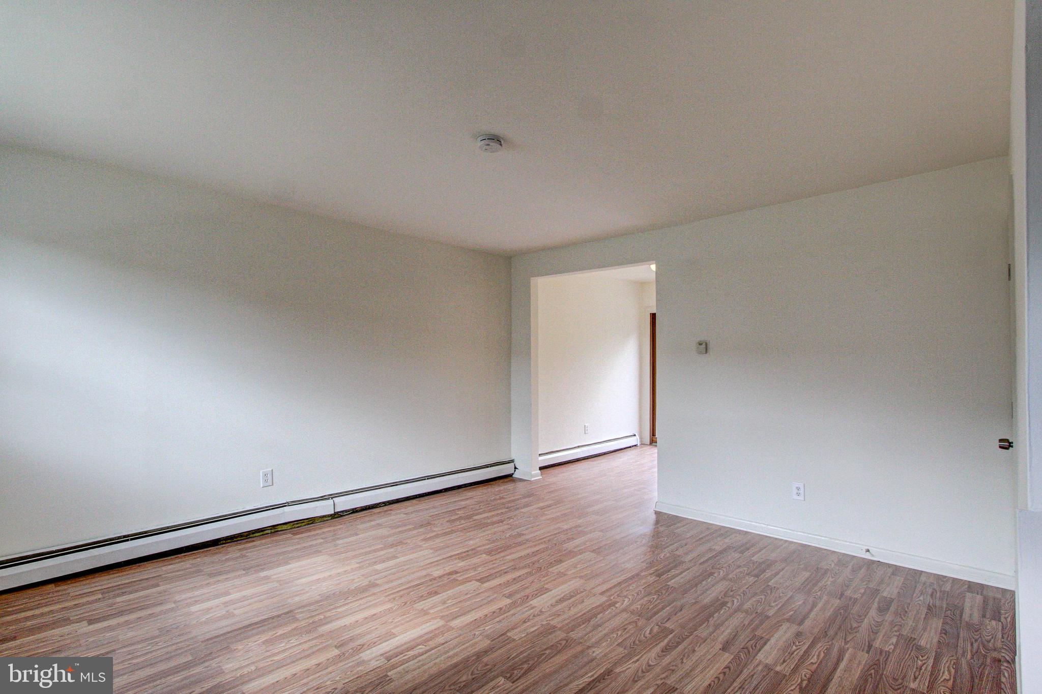 LANSDALE - Residential