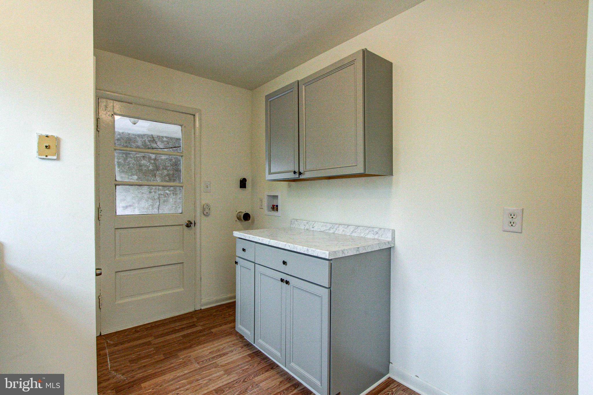 LANSDALE - Residential