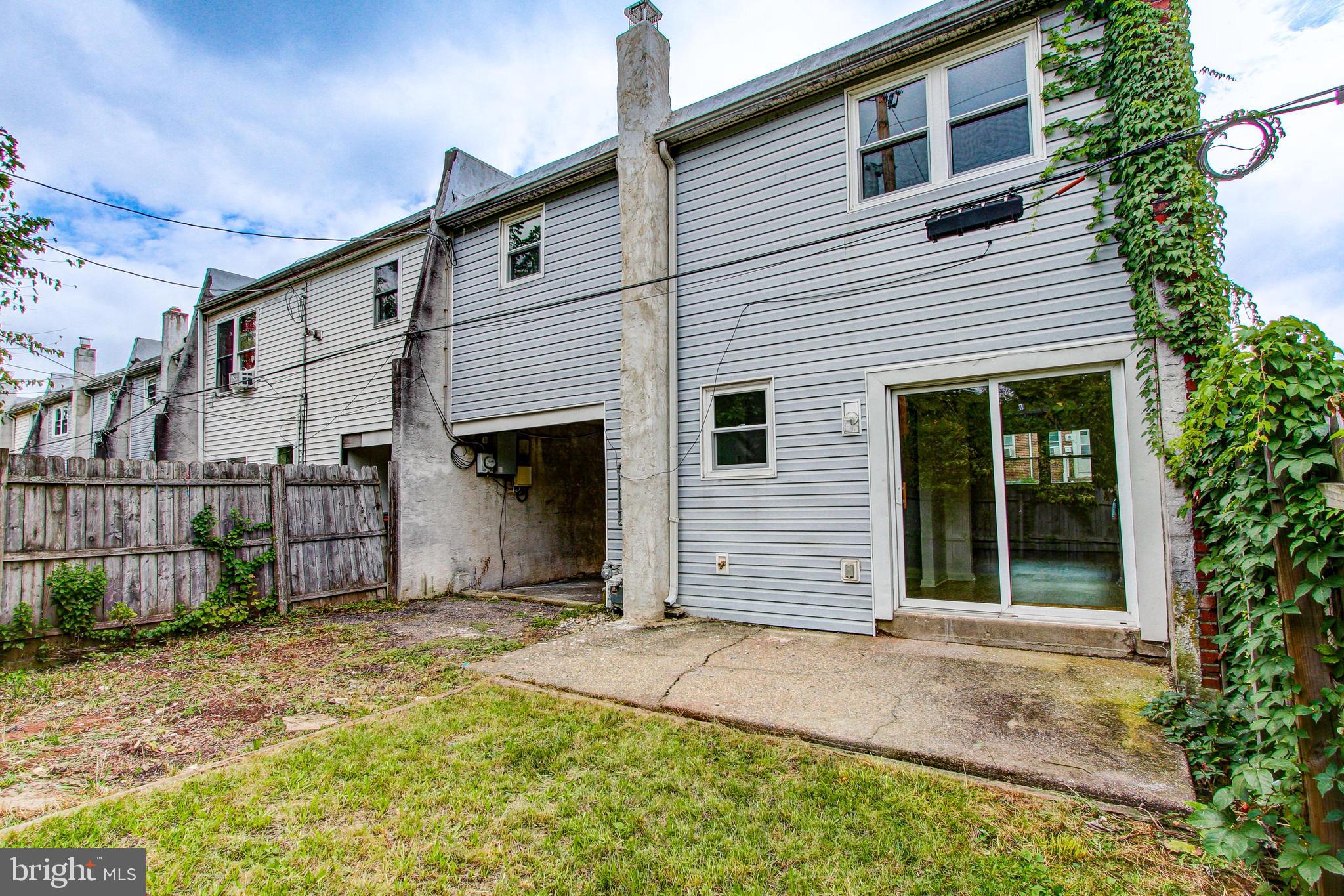 LANSDALE - Residential