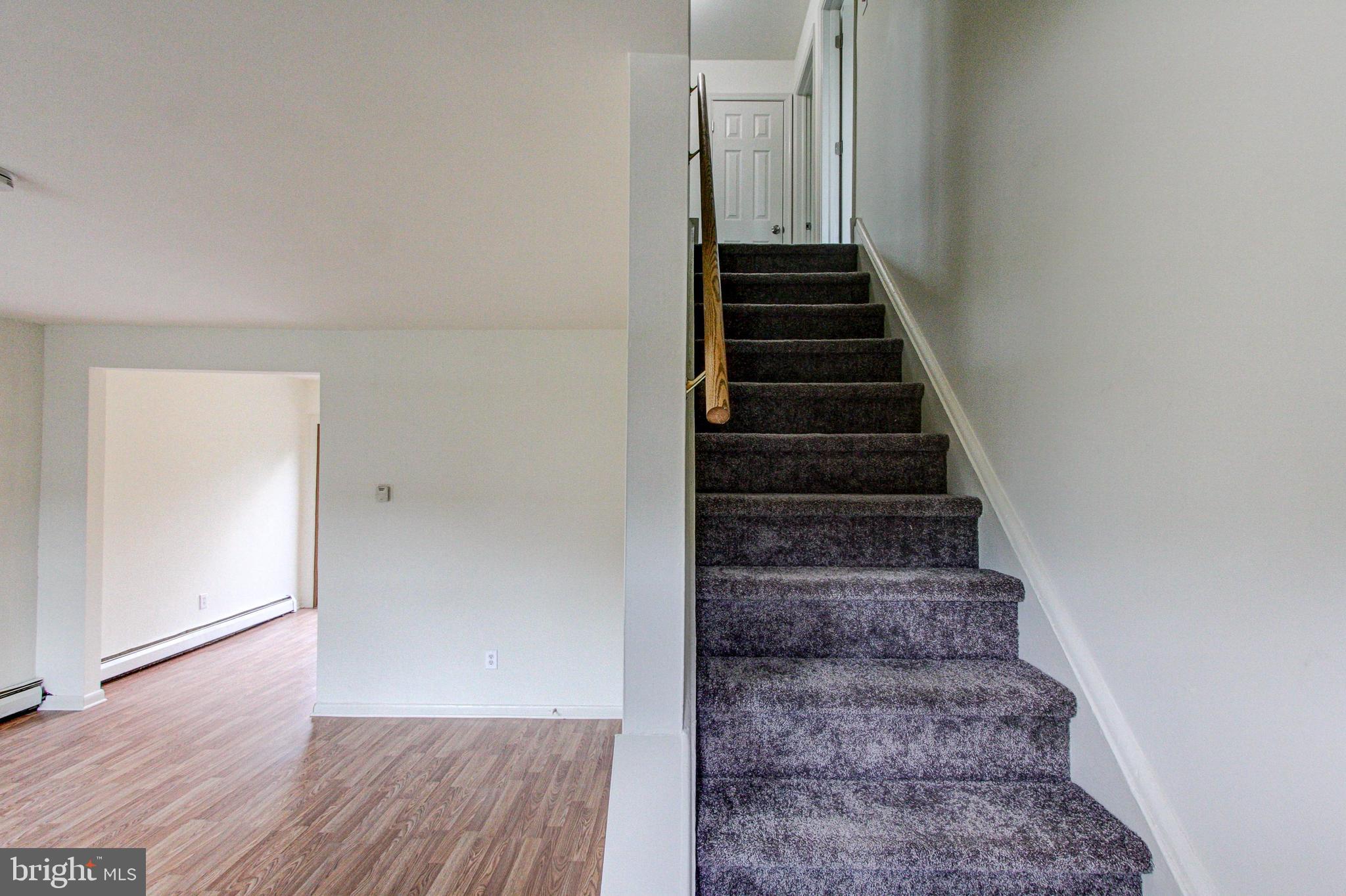 LANSDALE - Residential