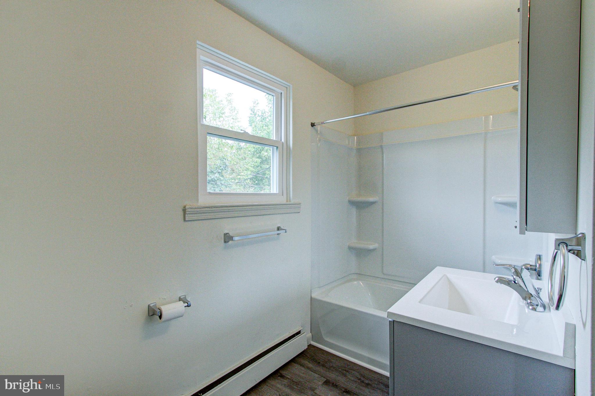 LANSDALE - Residential