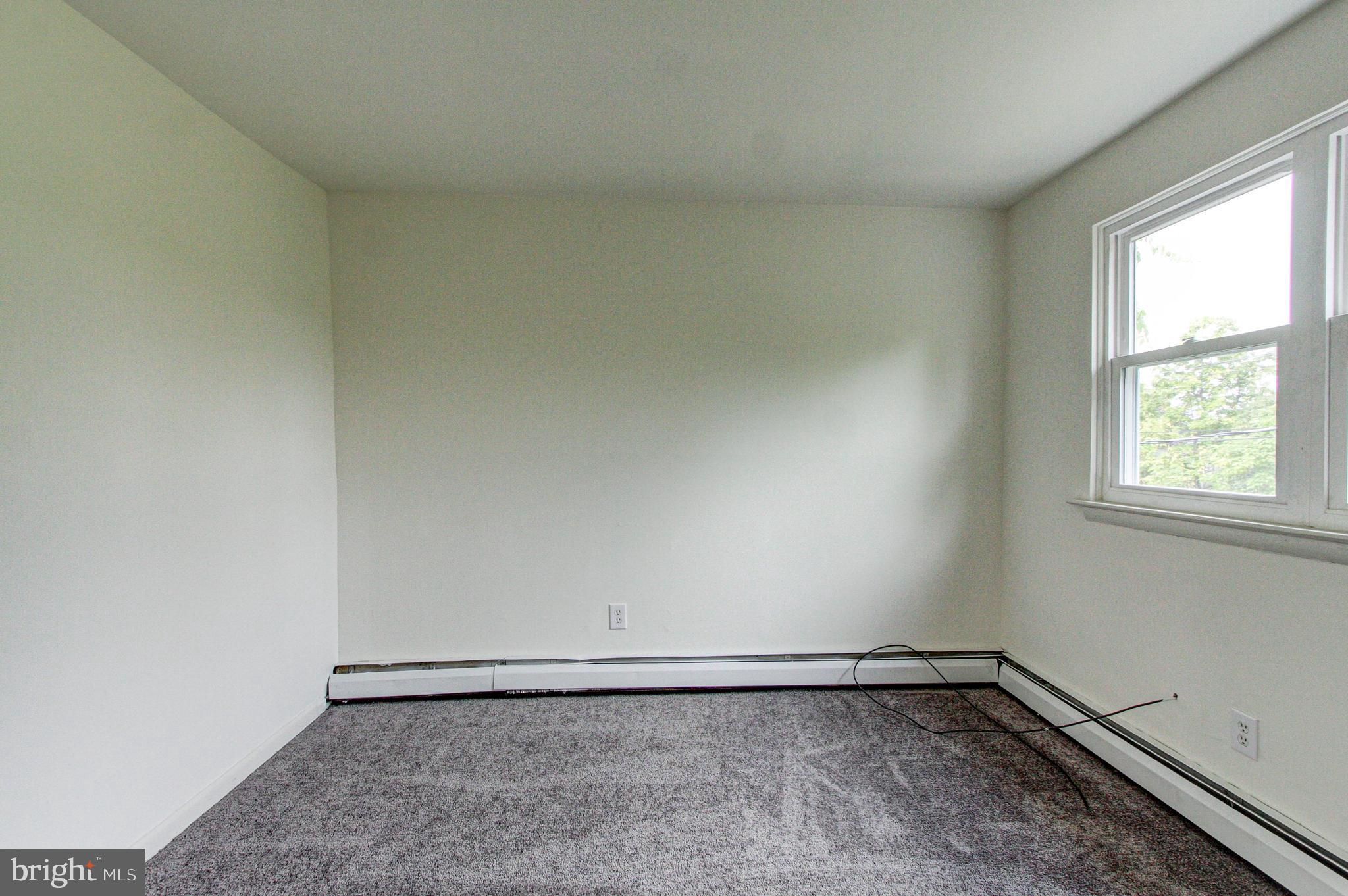 LANSDALE - Residential