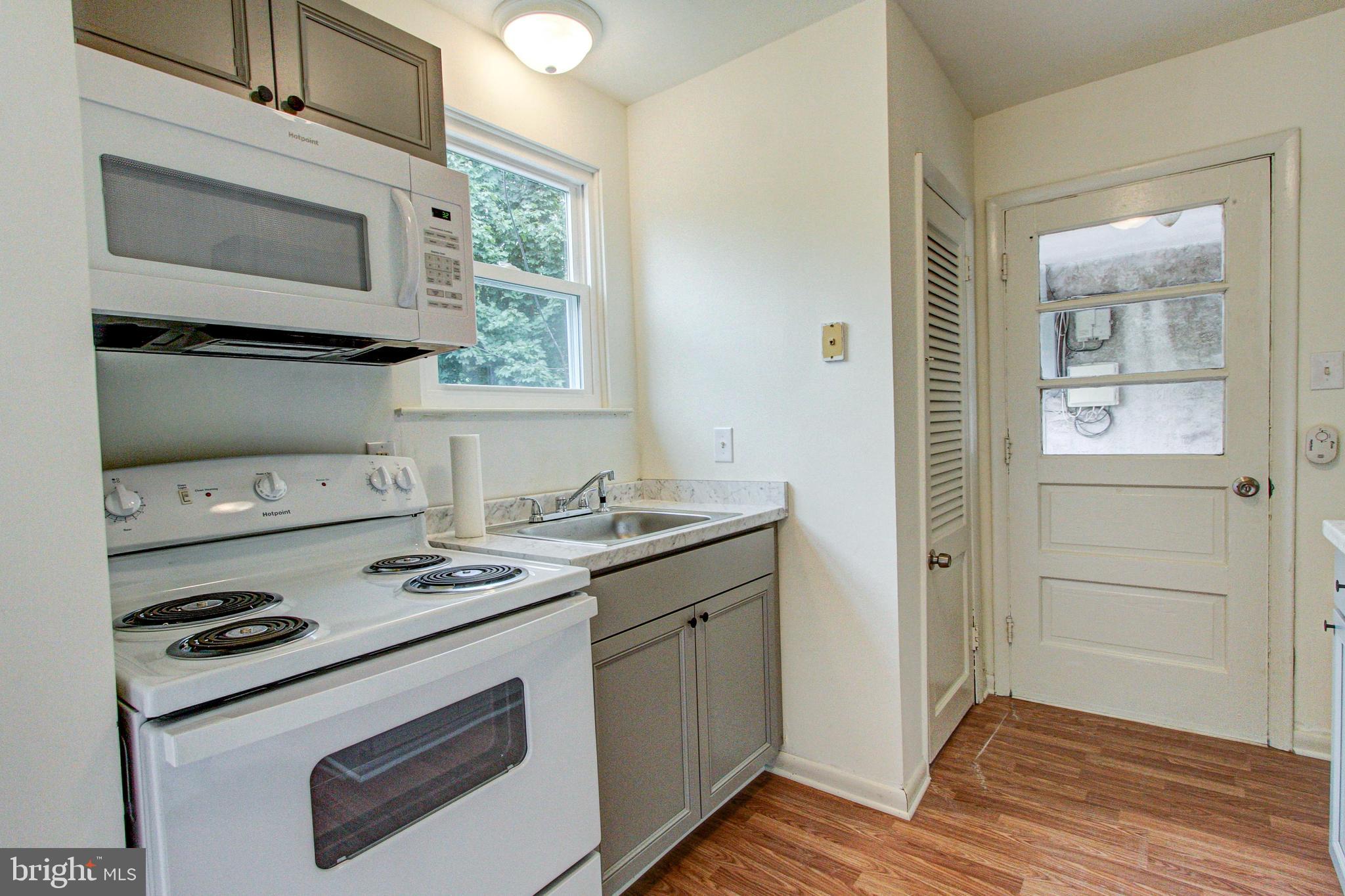 LANSDALE - Residential