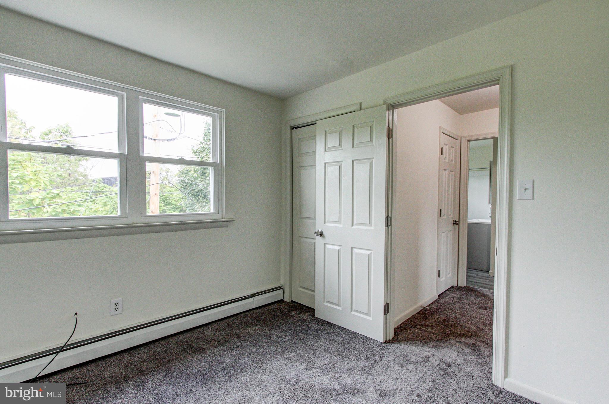 LANSDALE - Residential