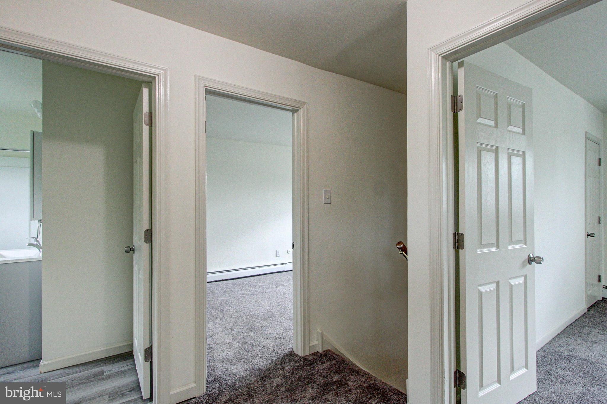 LANSDALE - Residential