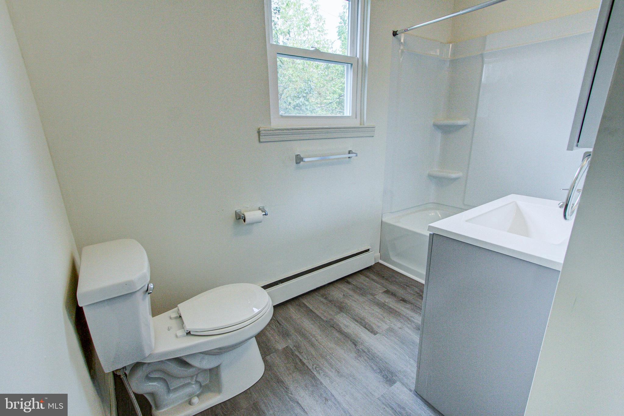 LANSDALE - Residential