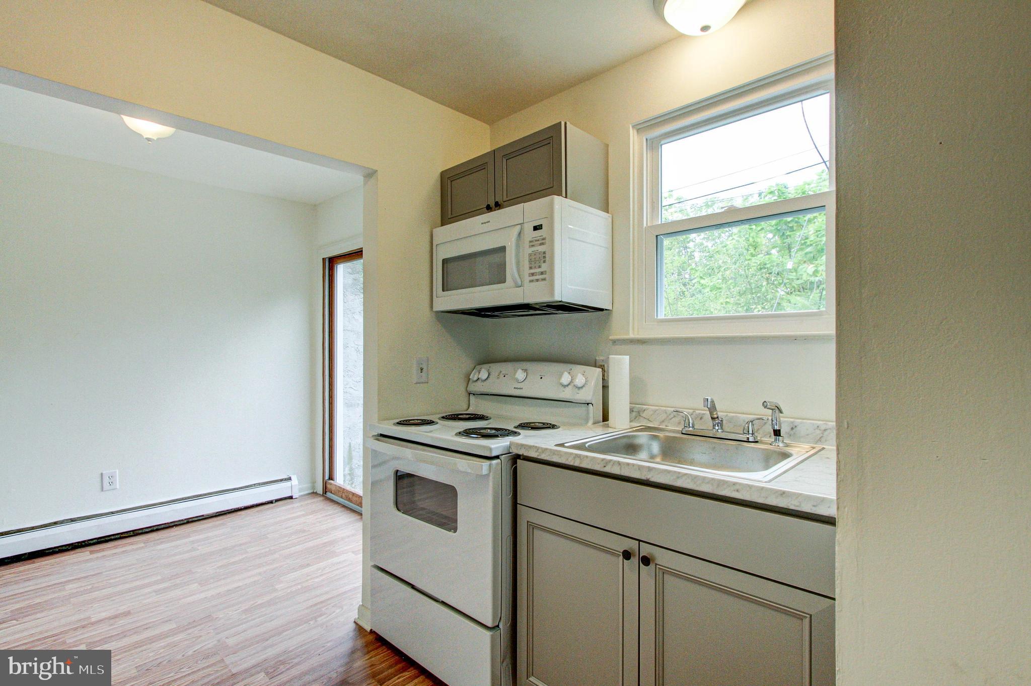 LANSDALE - Residential