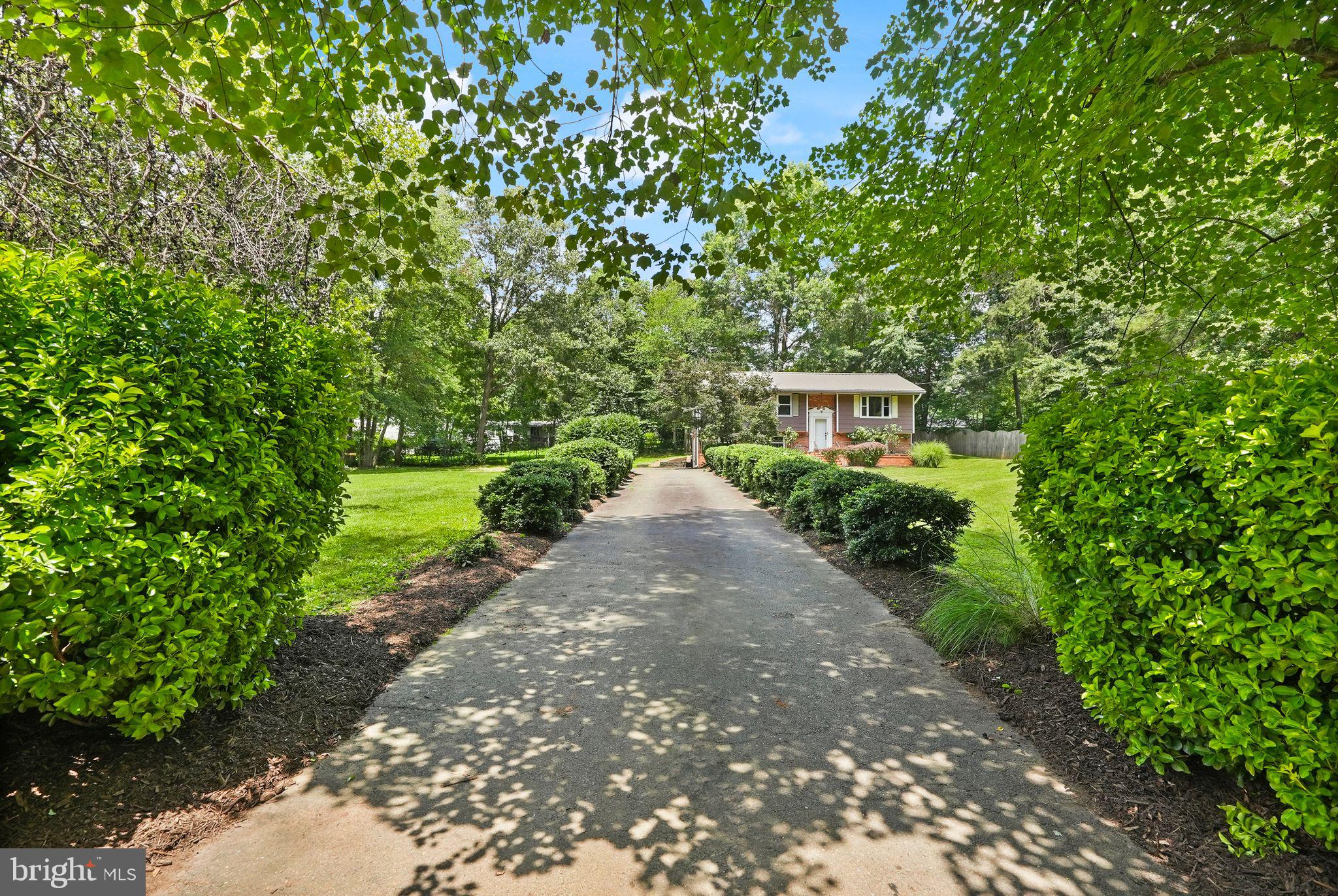3 HICKORY LANE