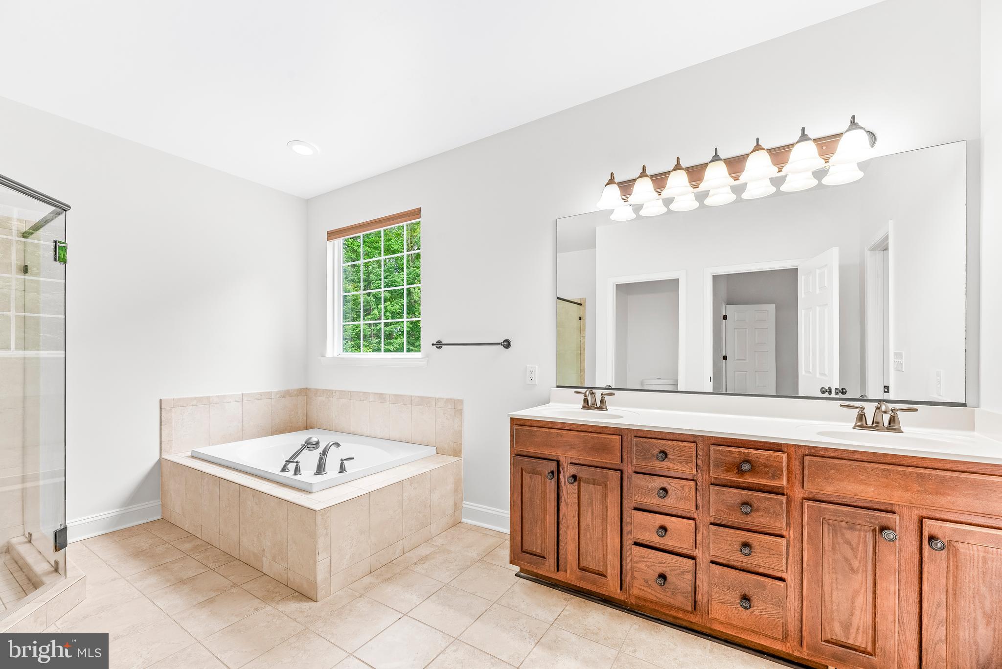 HOLBROOK ESTATES - Residential