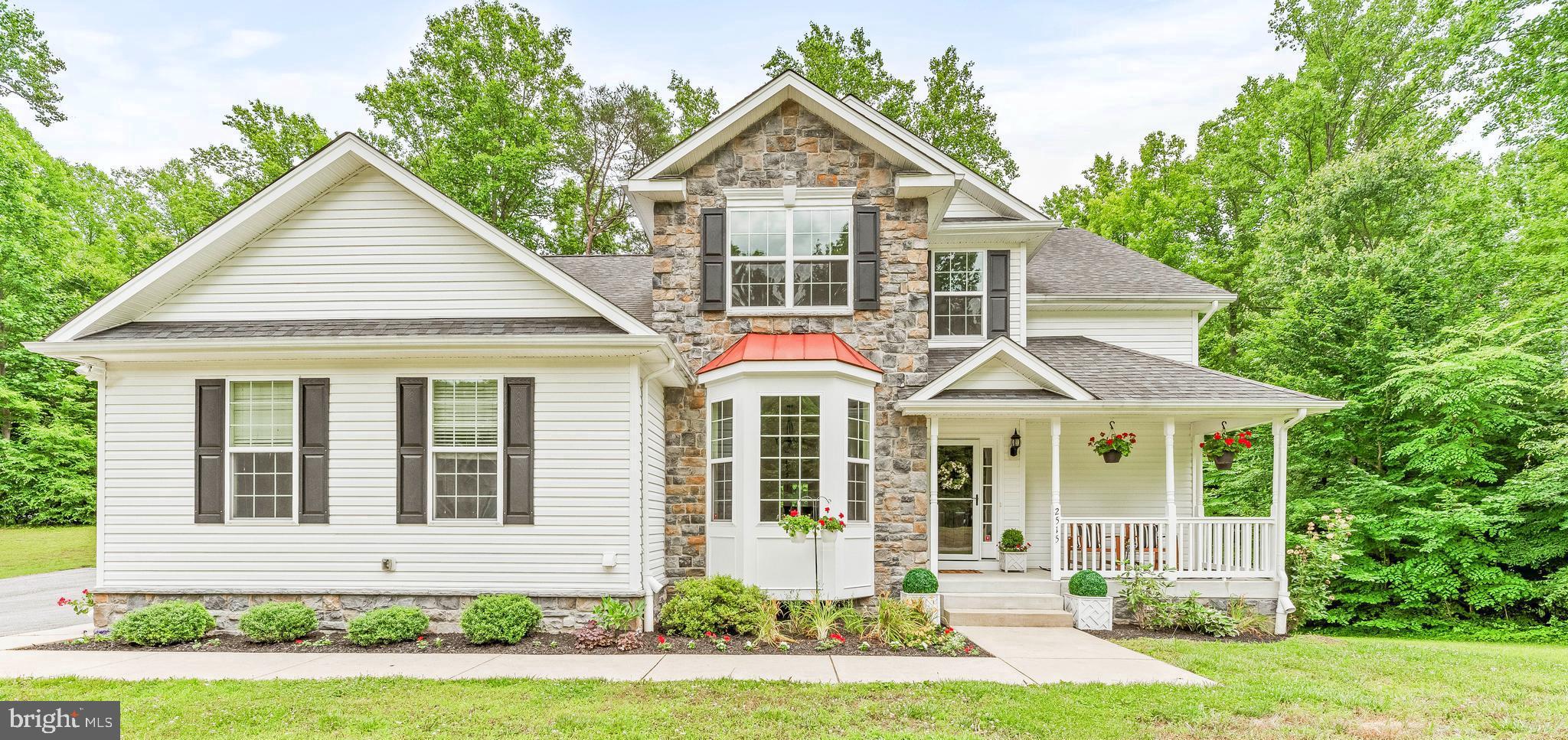 HOLBROOK ESTATES - Residential