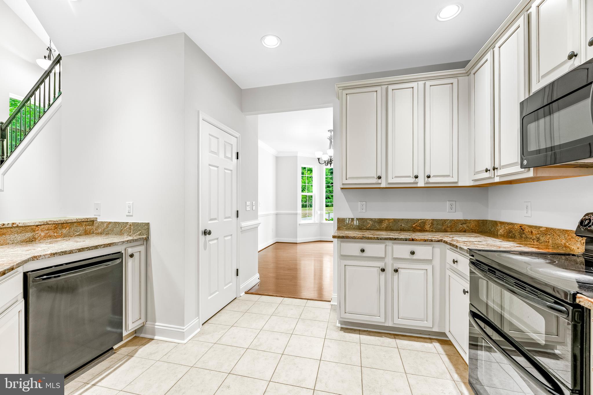 HOLBROOK ESTATES - Residential