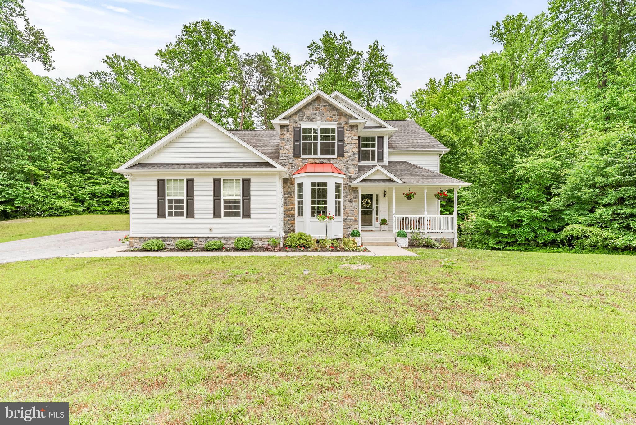 HOLBROOK ESTATES - Residential