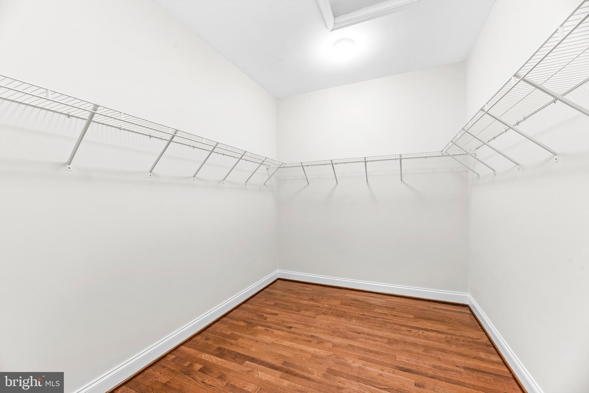 HOLBROOK ESTATES - Residential