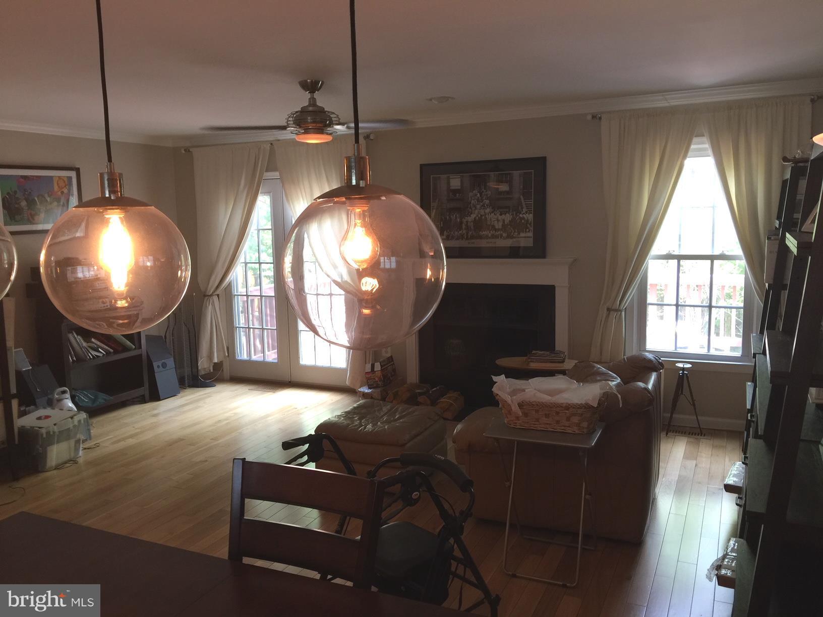 COLONIAL HEIGHTS - Residential