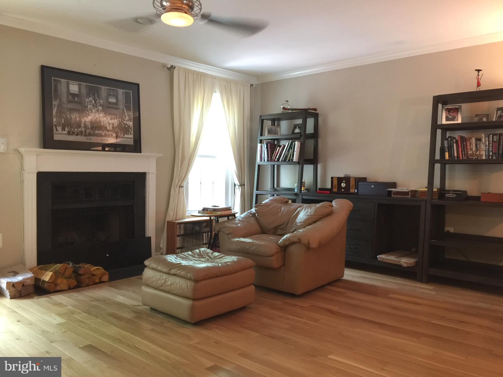 COLONIAL HEIGHTS - Residential