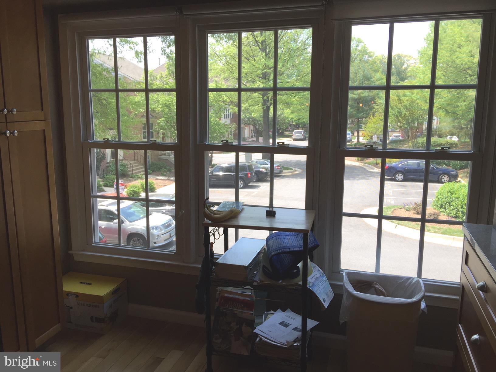 COLONIAL HEIGHTS - Residential