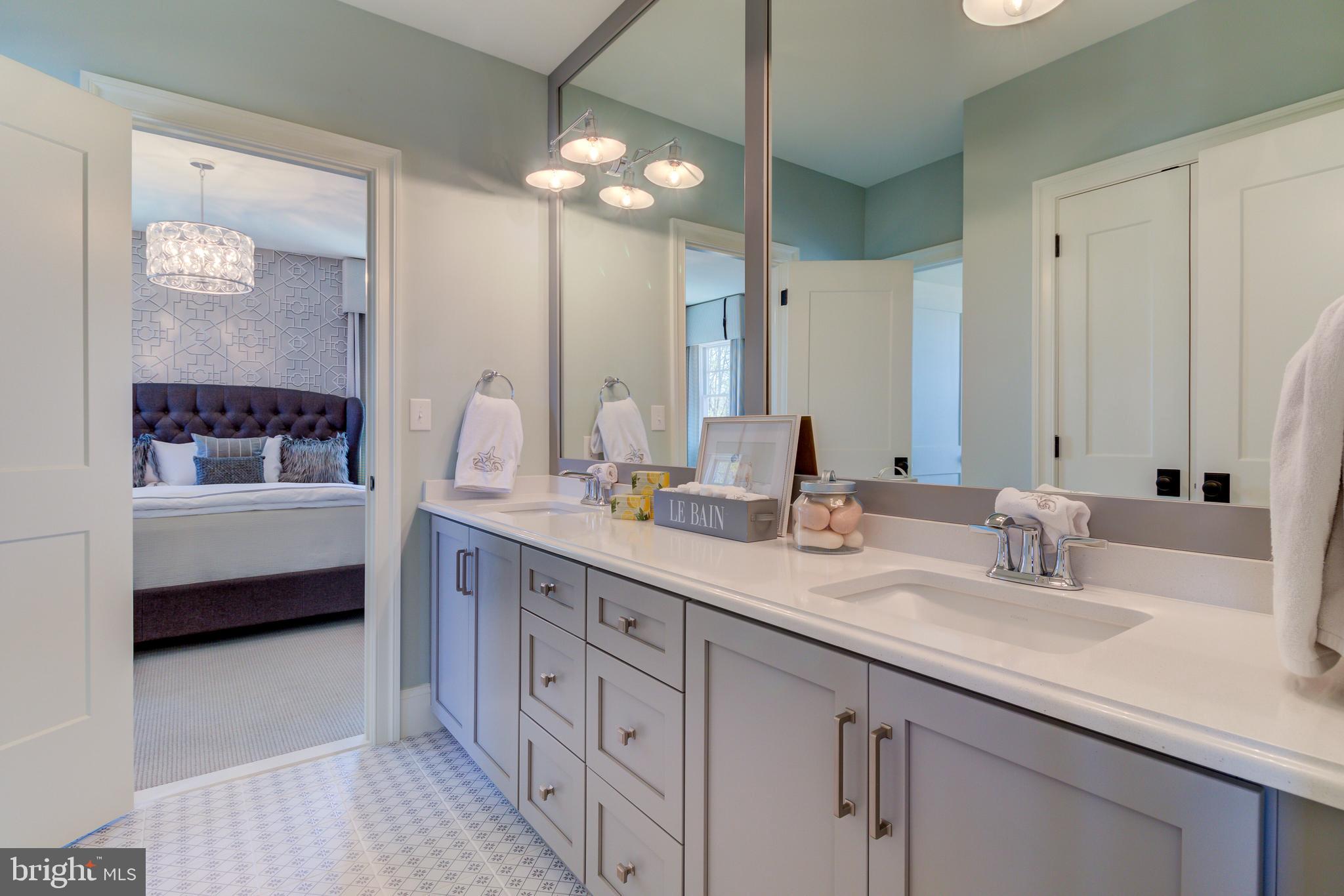 TIBURON - Residential