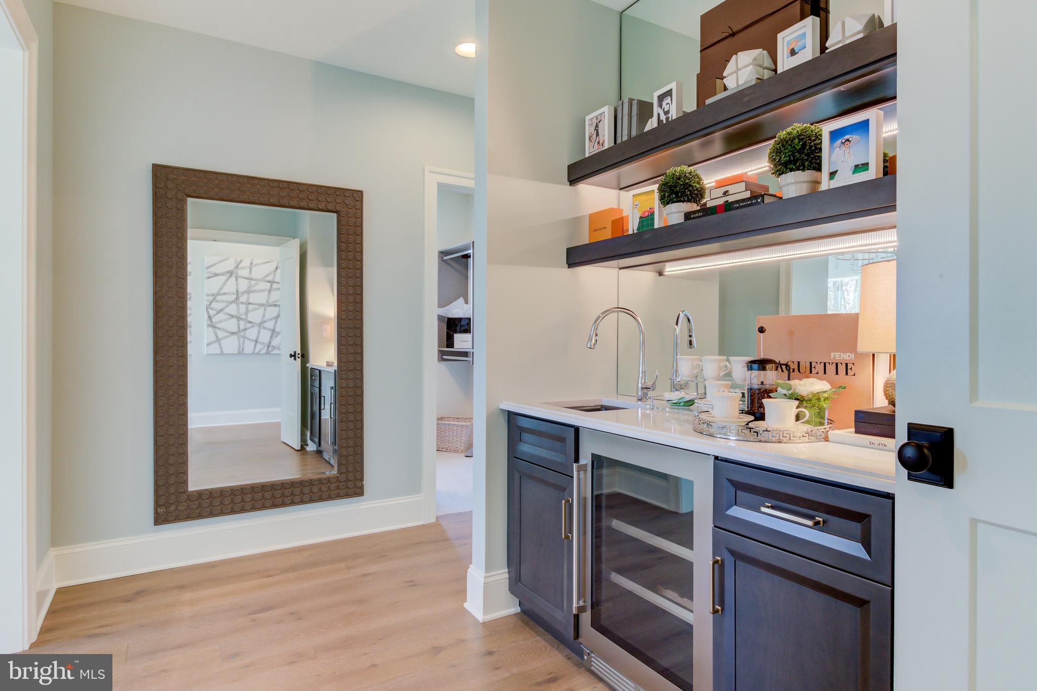 TIBURON - Residential