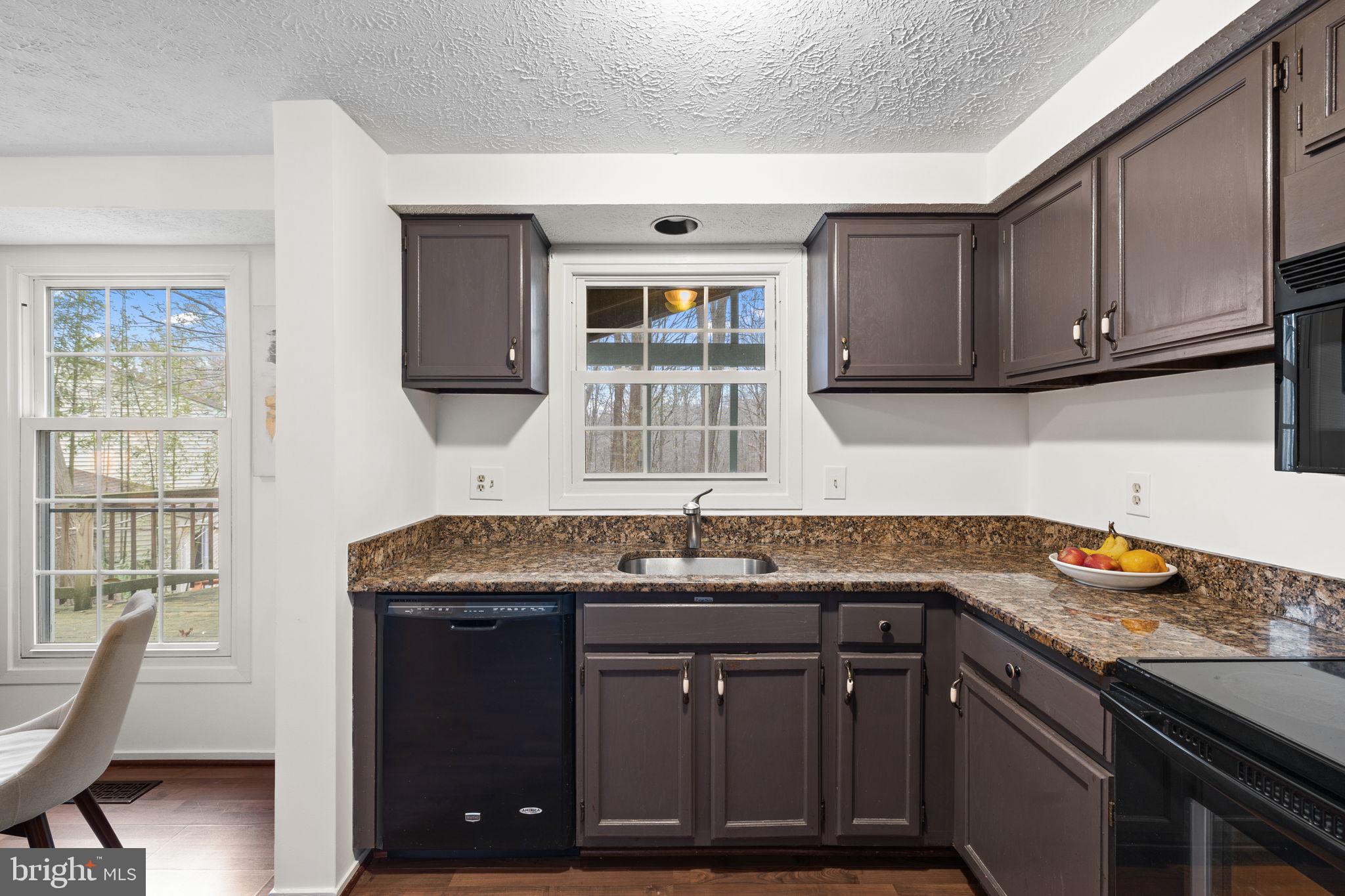 MIDDLE VALLEY - Residential