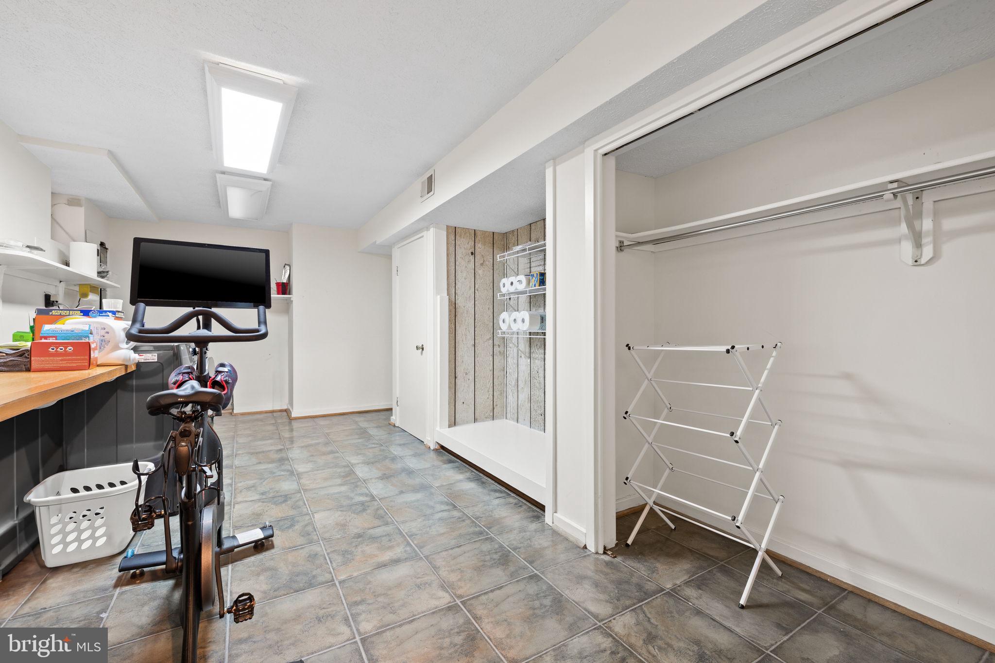 MIDDLE VALLEY - Residential