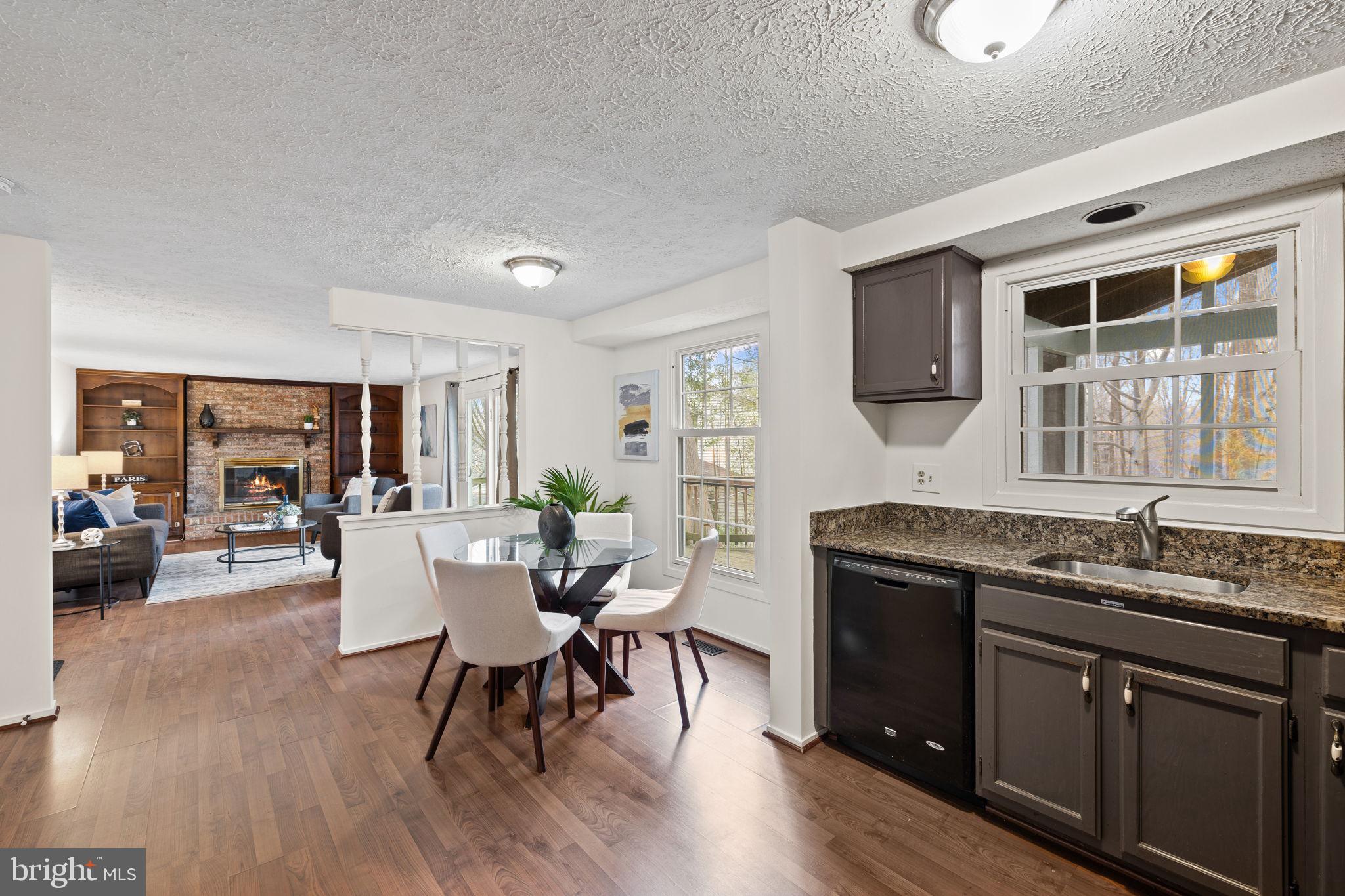 MIDDLE VALLEY - Residential