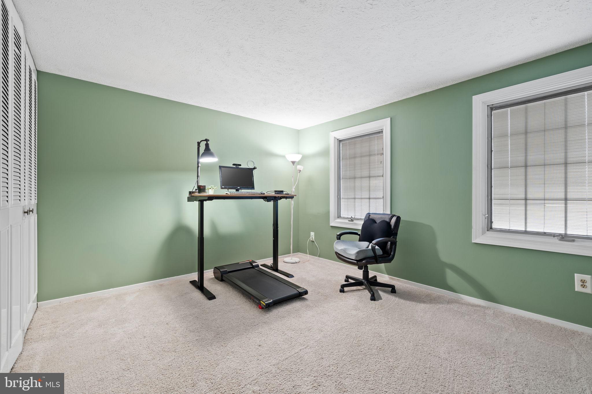 MIDDLE VALLEY - Residential